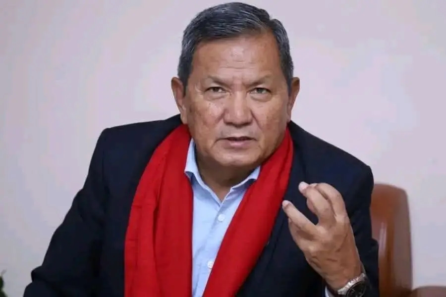 सञ्चारमन्त्रीको घरमा आन्दोलनकारीले आगो लगाइय  काठमाडौँ- सञ्चारमन्त्री पृथ्वीसुब्बा