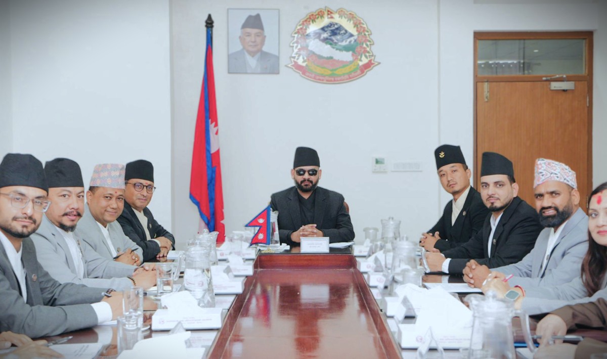 मन्त्रिपरिषद बैठक सुरु हुँदै