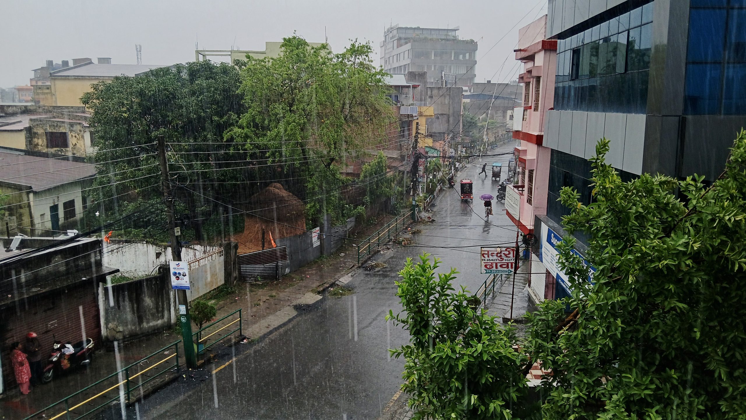 पाँच प्रदेशमा चट्याङसहित वर्षाको सम्भावना