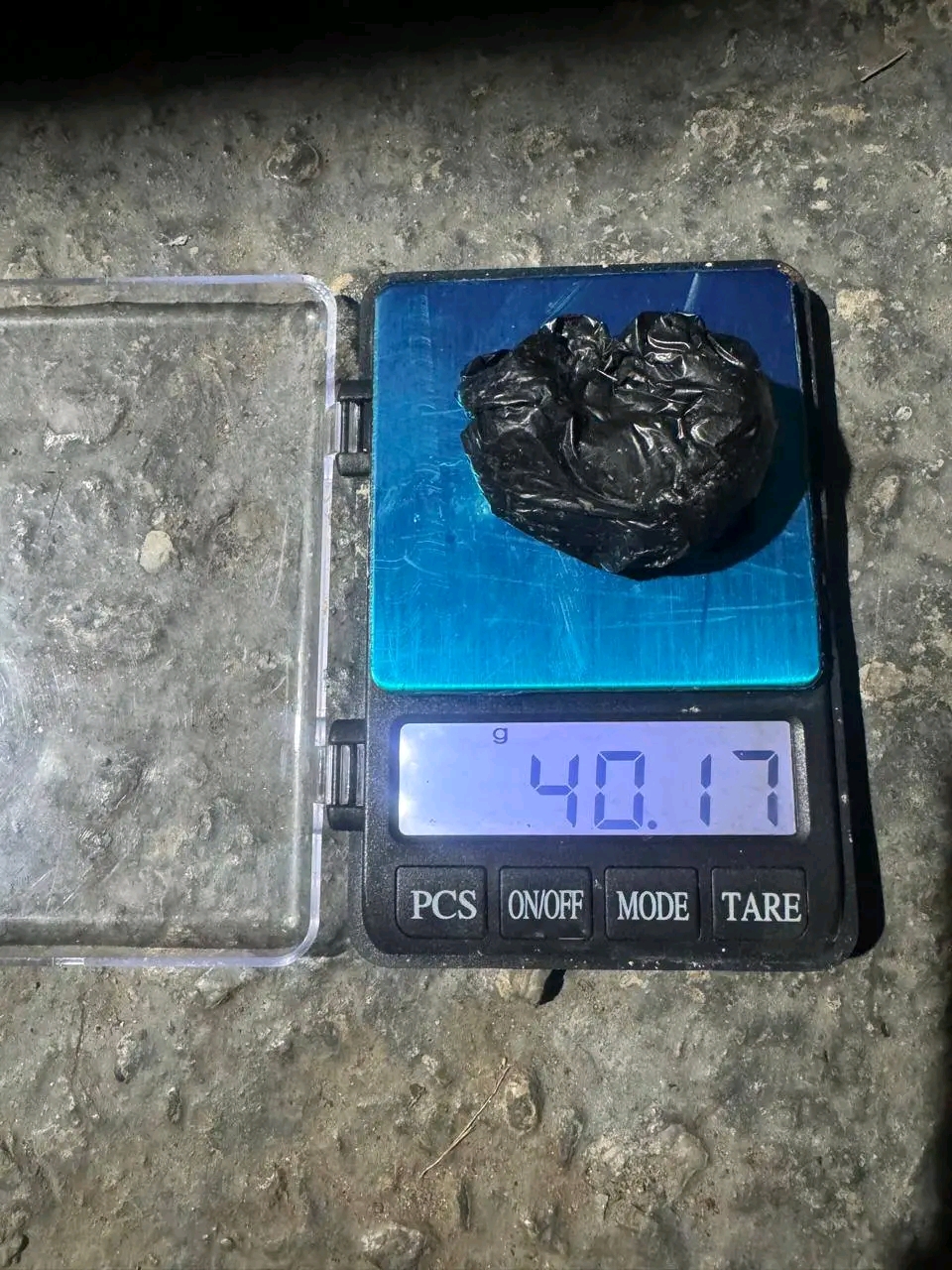 विराटनगरबाट खैरो हेरोइनसहित दुई युवक पक्राउ